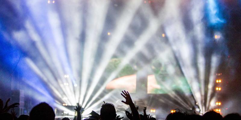 从经验到资产：企业如何通过知识管理体系建设，将隐性知识转化为创新与决策的驱动力